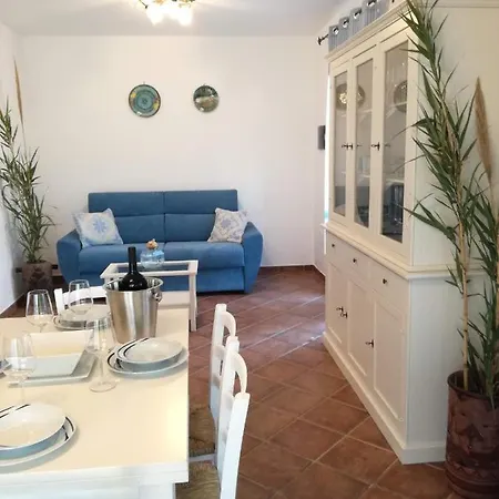 Isabel 2 * Villasimius